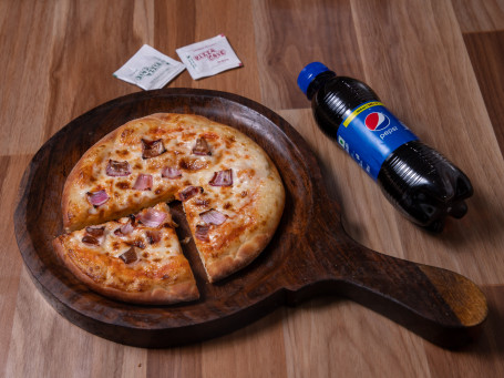 7 Onion Pizza Pepsi (180 Ml)