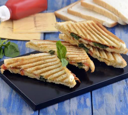 Veg Grilled Sandwich( 2 Piece)