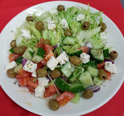 Greek Salad Special (V)