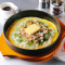 jiàng yóu nǎi xiāng tiě bǎn chǎo fàn Hot Plate Stir-Fried Rice with Soy Sauce and Cream Sauce ，