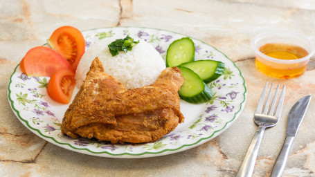 Steamed Rice With Crispy Chicken