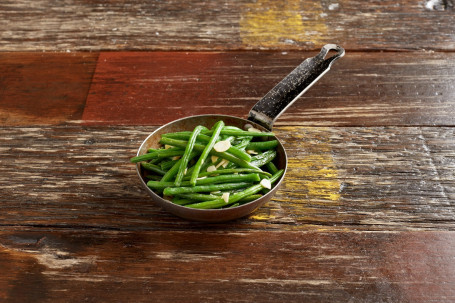 French Beans With Toasted Almond Flakes (V) (Gf) (N)