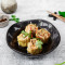 Spicy Chicken Dumpling With Sichuan Soya Sauce Pieces)