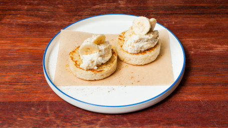 House Made Crumpets (Banana, Ricotta, Honey Cinnamon)