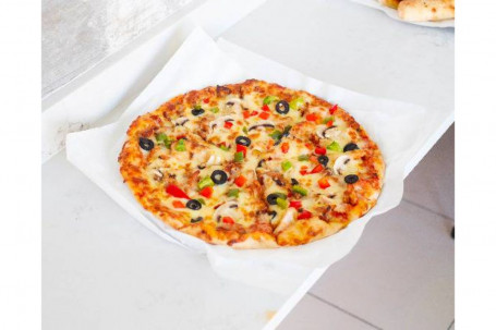Chicken All Vegetables Pizza