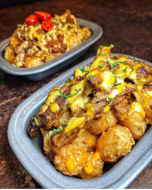 Brisket Chilli Loaded Tater Tots