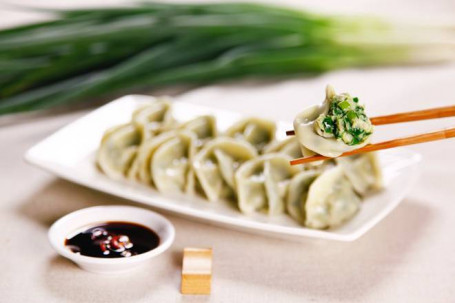 Jiǔ Cài Shuǐ Jiǎo Bieslook Dumplings