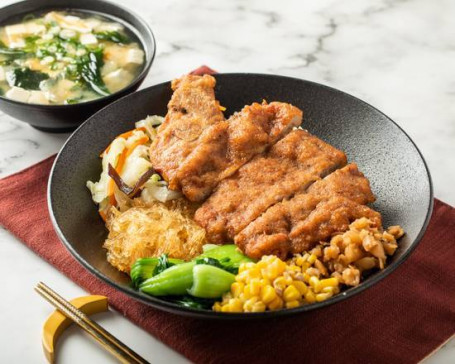 Zhà Pái Gǔ Fàn Tào Cān Rice With Deep-Fried Pork Ribs Combo
