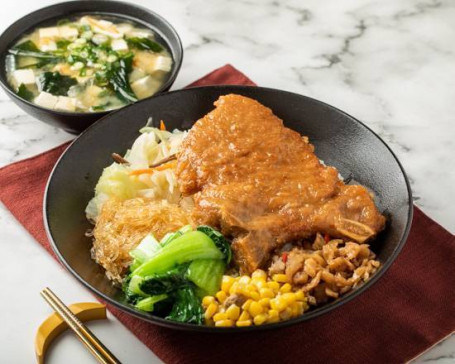 Lǔ Pái Gǔ Fàn Rice With Braised Pork Ribs