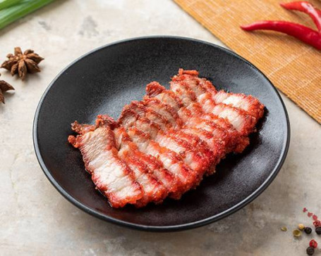 Zhà Hóng Zāo Ròu Deep-Fried Red Yeast Pork