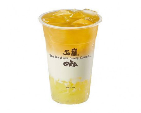 Yē Guǒ Lǜ Chá Ná Tiě Green Tea Latte With Coconut Jelly
