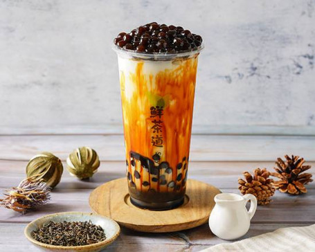 Hēi Táng Zhēn Zhū Zhuàng Nǎi Brunt Sukker Latte Med Perle