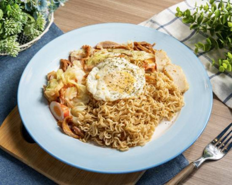 Taiwanese Stir-Fried Instant Noodles