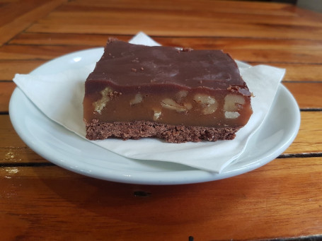 Caramel And Walnut Slice