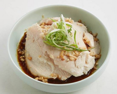 Kǒu Shuǐ Jī Steamed Chicken With Chili Sauce