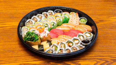 Sushi Deluxe Platter Pieces)