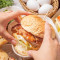 mì zhī jī tuǐ dàn bǎo Egg Burger with Honey Chicken