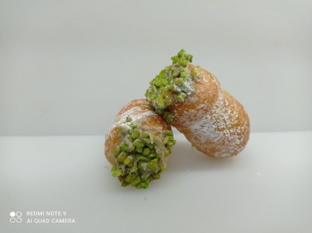 Puff Cannoli Pistachio