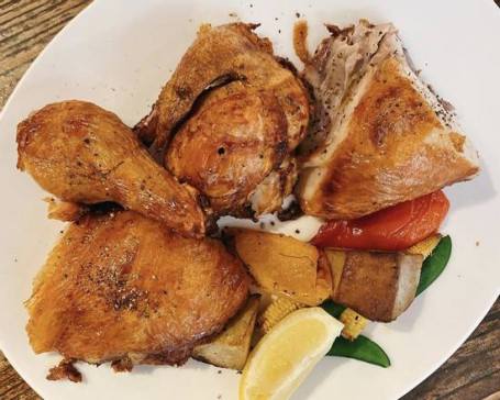 Xiāng Kǎo Huáng Jīn Bàn Jī Zuǒ Shí Shū Roasted Native Half Chicken W/ Vegetables