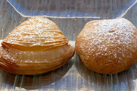 Sfogliatella Riccia Or Frolla