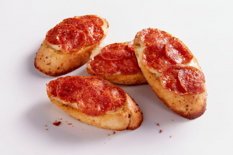 Loaded Garlic Bread With Pepperoni