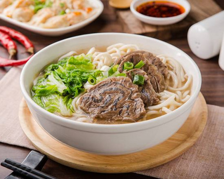 Qīng Dùn Niú Ròu Miàn Stewed Beef Noodle Soup