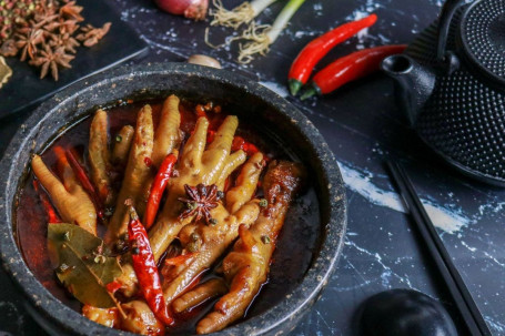 Braised Chicken Feet With Sichuan Sauce