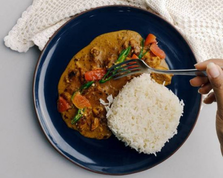 Curry Della Ragazza Del Pollo