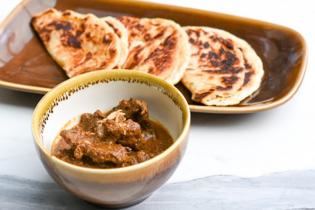 Rendang Beef Roti Prata