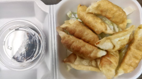 Pot Stickers(8)