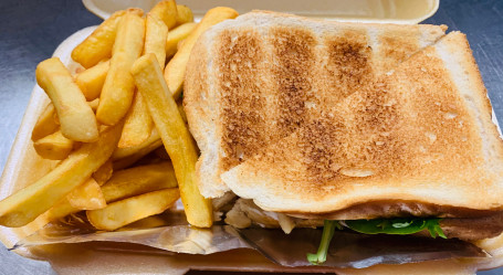 Club Three Layered Sandwich Chicken, Bacon, Lettuce, Tomato, Mayo, Chips