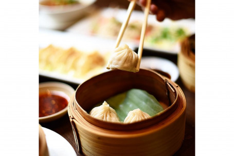 Steamed Shanghai Dumplings (Pork Xiaolongbao)