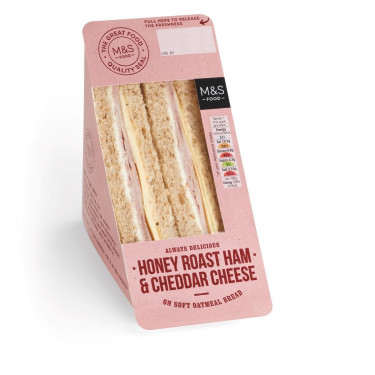 M S Food Honing Gebraden Ham Cheddar Kaas Sandwich