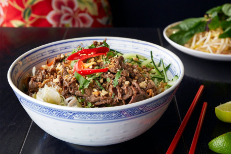 Lemongrass Beef Buddha Bowl