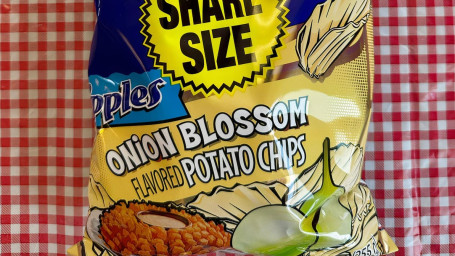 Humpty Dumpty Onion Blossom Chips Share Size
