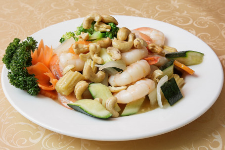 King Prawns In With Stir Fried Vegetables