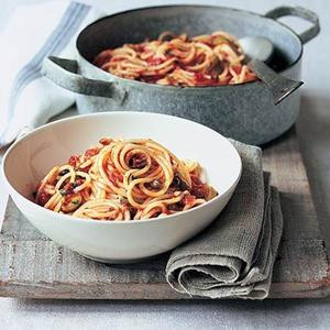 Spaghete Puttanesca