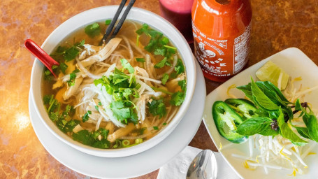 23. Beef Noodle Soup With Sliced Steak Tripe