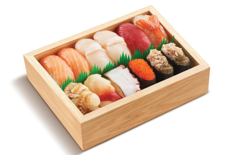 tè xuǎn shòu sī shèng B gòng12jiàn Special Sushi Set B Total 12pcs