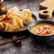 kā lí xiè ròu pèi báo bǐng Baked Scallion Cakes w/ Curry Crab Meat