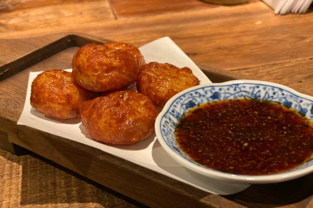 Zhà Yú Bǐng Deep Fried Japanese Fish Cake