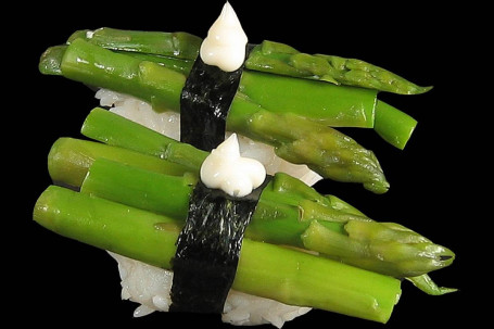 66. Asparagus (Vegetarian) Nigiri