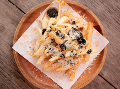 Parmesan Truffle Fries Hēi Sōng Lù Bā Mǎ Chén Zhī Shì Shǔ Tiáo