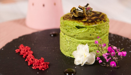 Matcha Brulee Mousse Cake