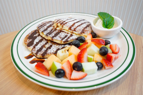 Xīn Xiān Shuǐ Guǒ Bān Jǐ Fresh Fruit Pancakes