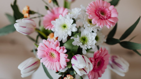 V-Day Pink Arrangement