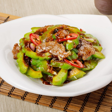 Shì Zhī Liáng Guā Chǎo Niú Ròu Stir Fried Beef And Bitter Gourd In Black Bean Sauce