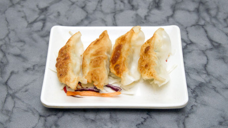 Pan Fried Chicken Dumpling (4) Jiān Jī Ròu Guō Tiē