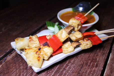 Tofu And Vegetables Satay Dòu Fǔ Shū Cài Shā Diē Chuàn