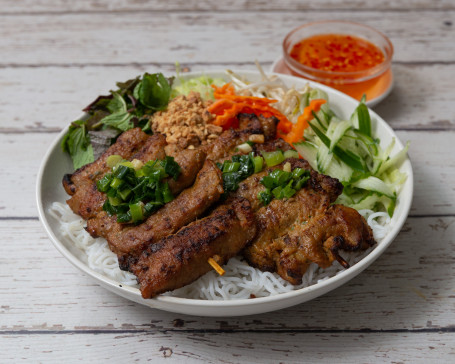 Rice Vermicelli Salad With Grilled Beef Fillets On Skewers